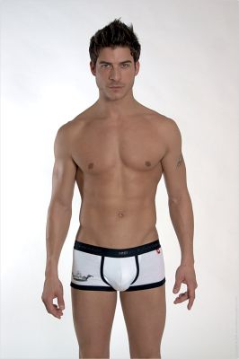3260Jax Taylor