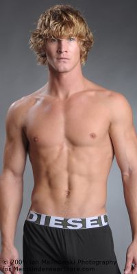DL00CD85MHJ900BLK-F600Ryan Daharsh