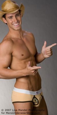GO2127WWMANG-F2600Tyler LoughKeywords: tylerlough