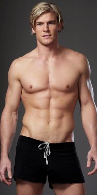 N2L2BLACK-F600Alan RitchsonKeywords: alanritchson