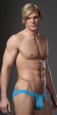 N2UN11BLUE-F2600Alan RitchsonKeywords: alanritchson