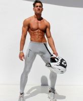 Filename=Logan-Swiecki-Taylor-Rufskin-Men-Fashion-Burbujas-De-Deseo-015.jpgFilesize=60KiBDimensions=740x900Date added=Jul 18, 2015 Logan-Swiecki-Taylor-Rufskin-Men-Fashion-Burbujas-De-Deseo-015.jpg