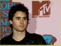 jared-leto-europe-music-award13.jpg