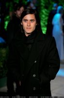 Filename=jl_vf_party05.jpgFilesize=109KiBDimensions=800x1208Date added=Feb 18, 2008 jl_vf_party05.jpg