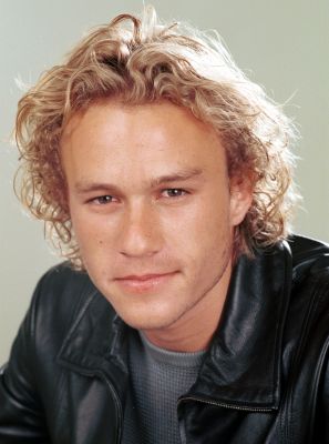 1262379841 Mansion of Celebs Heath Ledger Shooting 2000 009