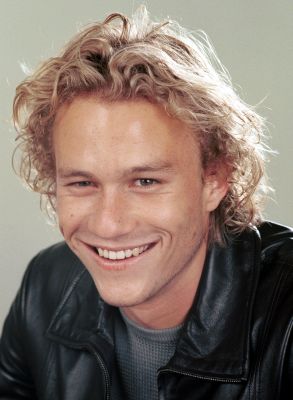 1262379898 Mansion of Celebs Heath Ledger Shooting 2000 010