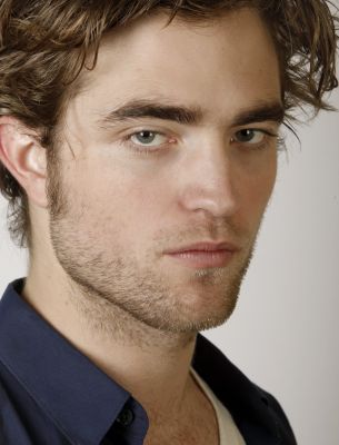 63929 001 Pattinson 240 122 3lo