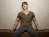 drew-van-acker-tower-prep-17967735-520-390.jpg