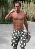 Filename=matt6.jpgFilesize=103KiBDimensions=800x1100Date added=Oct 26, 2007 matt6.jpg