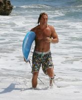 Filename=matthew-mcconaughey-malibu-surfing-10.jpgFilesize=169KiBDimensions=725x877Date added=Oct 26, 2007 matthew-mcconaughey-malibu-surfing-10.jpg