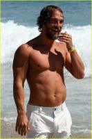 Filename=matthew-mcconaughey-surfing-10.jpgFilesize=178KiBDimensions=818x1222Date added=Oct 26, 2007 matthew-mcconaughey-surfing-10.jpg