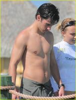 hayden-panettiere-milo-ventimiglia-bora-bora-16.jpg