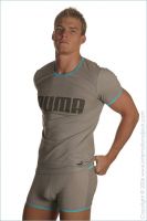 09662_ar_greytshirt02_122_406lo.jpg