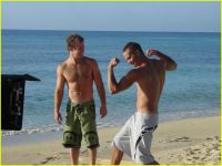 Filename=paul-walker-shirtless01.jpgFilesize=87KiBDimensions=777x584Date added=Feb 10, 2009 paul-walker-shirtless01.jpg