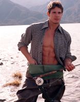 Filename=kylefish2web.jpgFilesize=222KiBDimensions=400x511Date added=Mar 30, 2009 kylefish2web.jpg