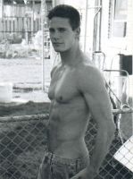 Filename=kylejeansm.jpgFilesize=41KiBDimensions=288x385Date added=Mar 30, 2009 kylejeansm.jpg