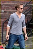 Filename=ryan-gosling-performs-at-the-opera-house-02.jpgFilesize=216KiBDimensions=820x1222Date added=Jan 08, 2013 ryan-gosling-performs-at-the-opera-house-02.jpg
