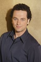 32080_brothers_and_sisters_s1_0.jpg
