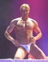 Filename=ManhuntBrettStripperA.jpgFilesize=7KiBDimensions=176x224Date added=Jan 28, 2008 ManhuntBrettStripperA.jpg