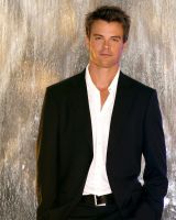 Filename=7fd8ejoshduhamel2.jpgFilesize=404KiBDimensions=1200x1500Date added=Apr 08, 2008 7fd8ejoshduhamel2.jpg