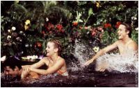 Filename=jjohnson_bts_temptation_6.jpgFilesize=21KiBDimensions=400x255Date added=Apr 11, 2008 jjohnson_bts_temptation_6.jpg