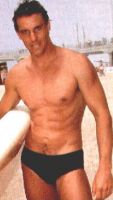 Filename=thespeedo.jpgFilesize=18KiBDimensions=200x352Date added=Apr 15, 2008 thespeedo.jpg