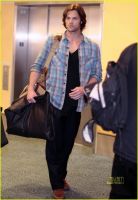 Filename=jensen-ackles-jared-padalecki-misha-collins-airport-01.jpgFilesize=207KiBDimensions=847x1222Date added=Jan 14, 2013 jensen-ackles-jared-padalecki-misha-collins-airport-01.jpg