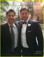 Filename=jensen-ackles-wedding-pictures-02.jpgFilesize=59KiBDimensions=457x590Date added=Jan 14, 2013 jensen-ackles-wedding-pictures-02.jpg