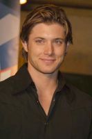 Filename=jensenackles08.jpgFilesize=121KiBDimensions=1200x1800Date added=Jun 16, 2010 jensenackles08.jpg