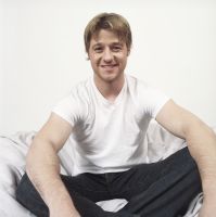 Filename=82103_Benjamin_McKenzie_1001lo.jpgFilesize=1002KiBDimensions=2000x2004Date added=Jan 13, 2013 82103_Benjamin_McKenzie_1001lo.jpg